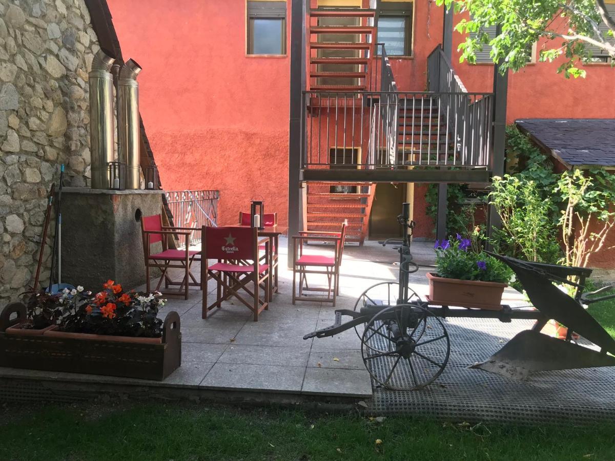 Hotel Saueth Tredos Bagian luar foto