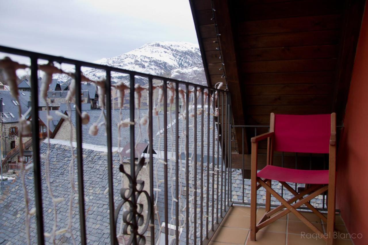 Hotel Saueth Tredos Bagian luar foto