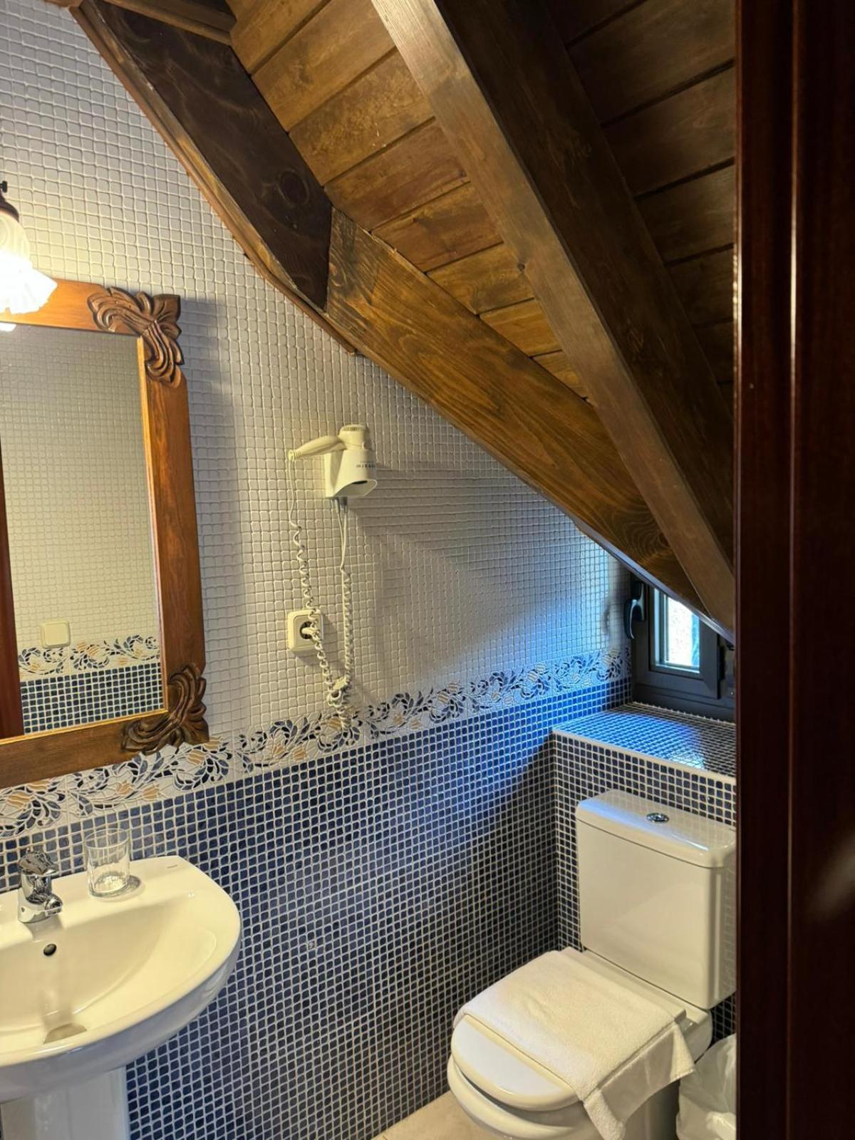 Hotel Saueth Tredos Bagian luar foto