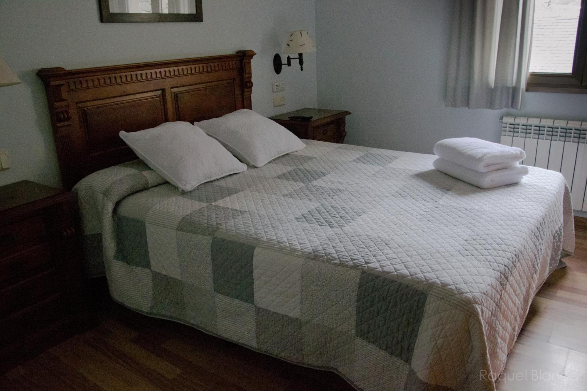 Hotel Saueth Tredos Ruang foto